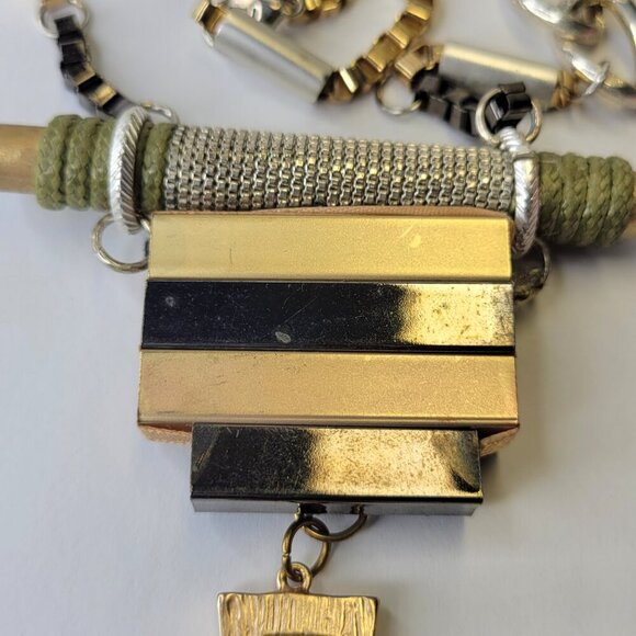 Unique and Different Pendant Necklace - Picture 8 of 14